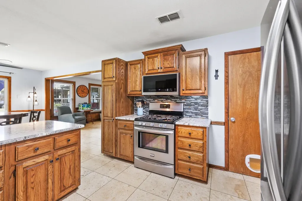 3206 N Marseille Lane Sherman TX 75090