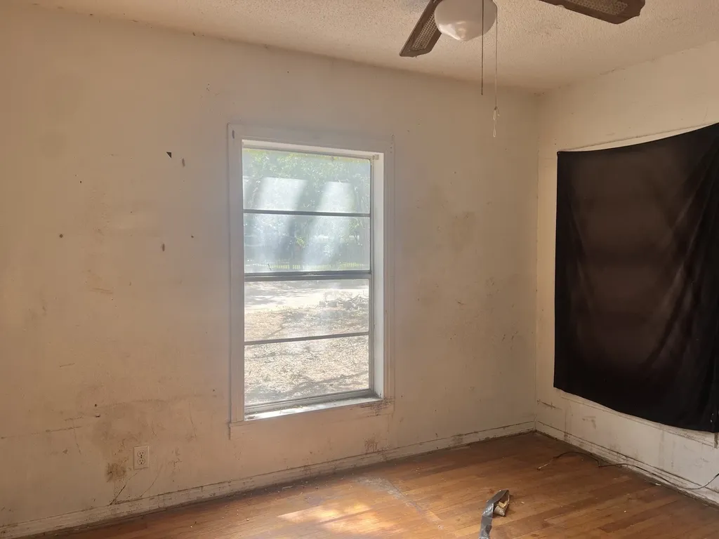1107 Wayne Street Fort Worth TX 76117