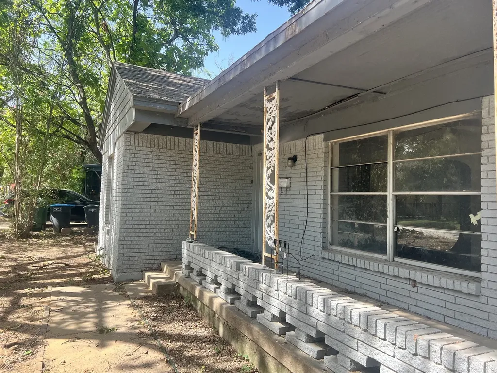 1107 Wayne Street Fort Worth TX 76117