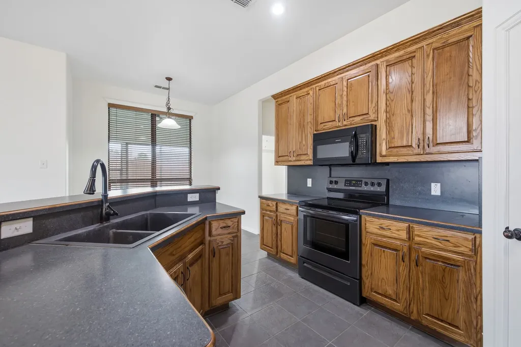 9101 Autumn Falls Drive Fort Worth TX 76118