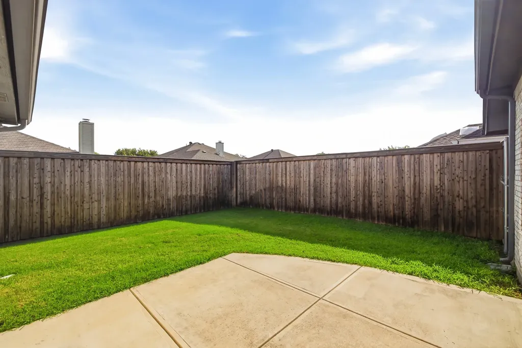 9101 Autumn Falls Drive Fort Worth TX 76118