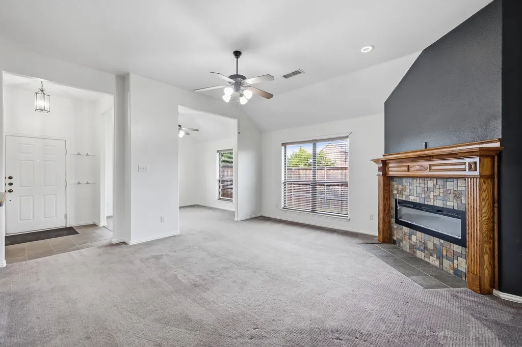 9101 Autumn Falls Drive Fort Worth TX 76118