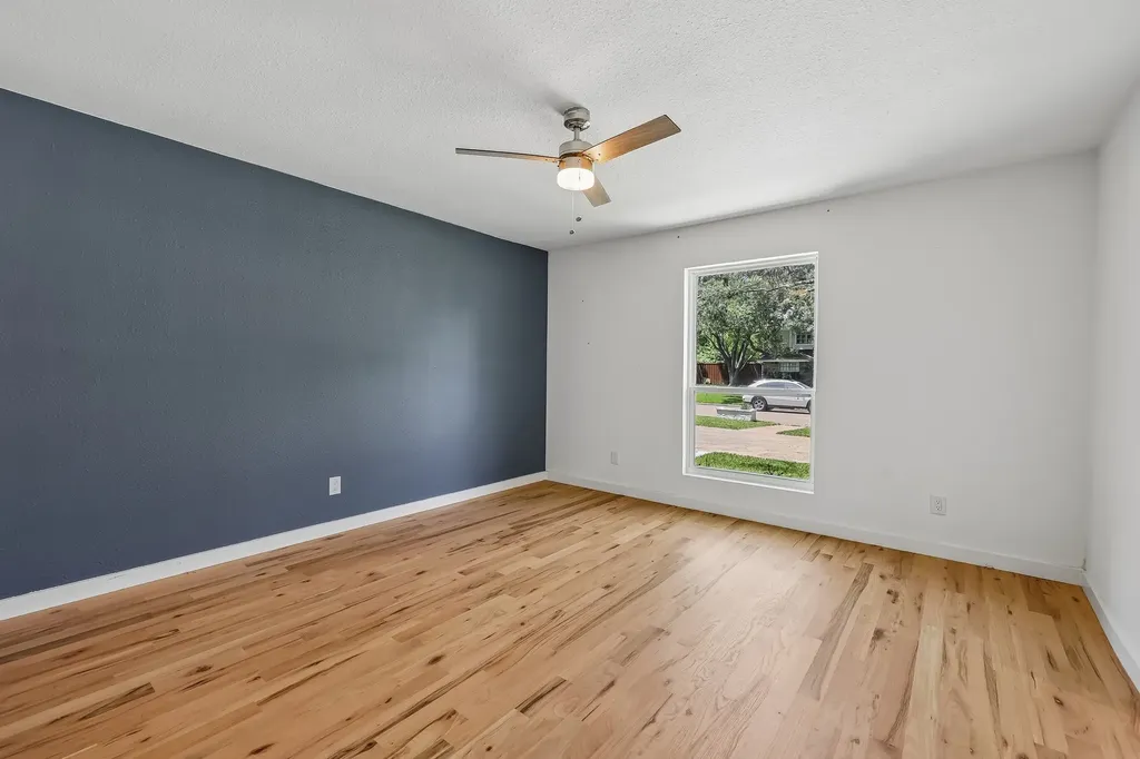 4326 Mendenhall Drive Dallas TX 75244
