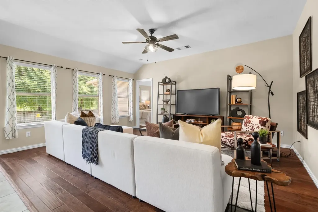 815 Horizon Ridge Circle Little Elm TX 75068