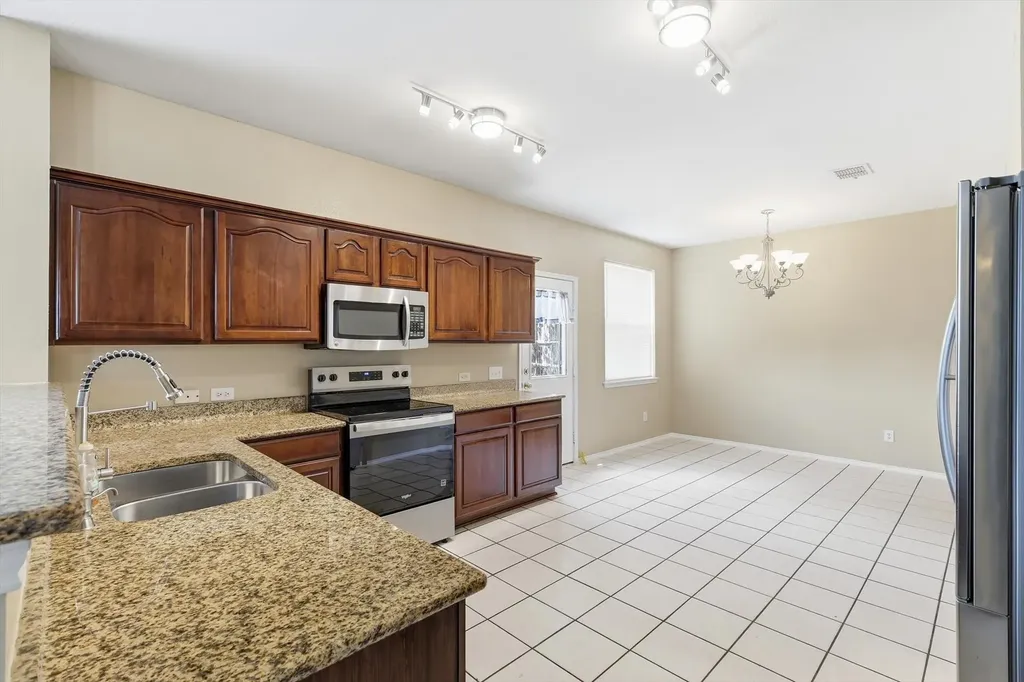 8012 Clear River Lane Denton TX 76210