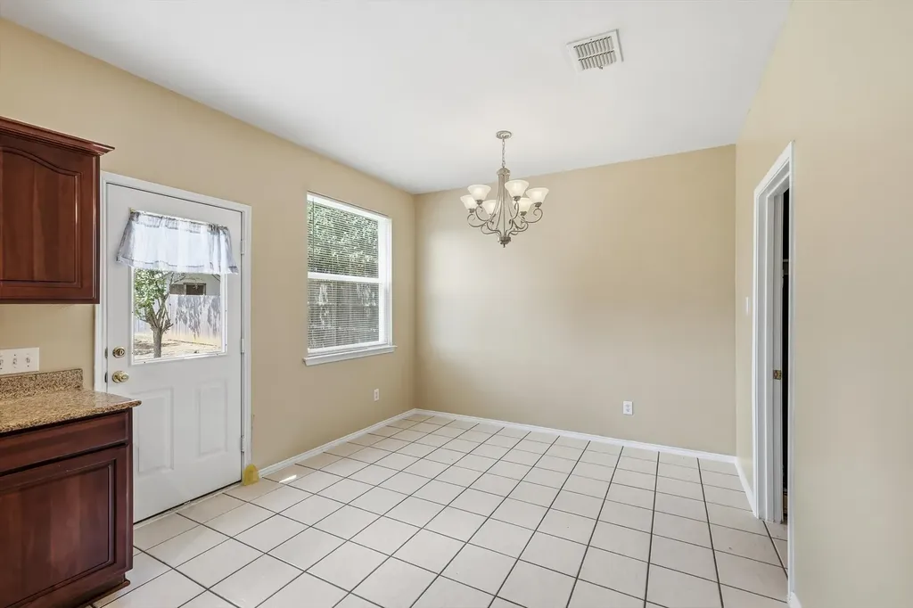 8012 Clear River Lane Denton TX 76210