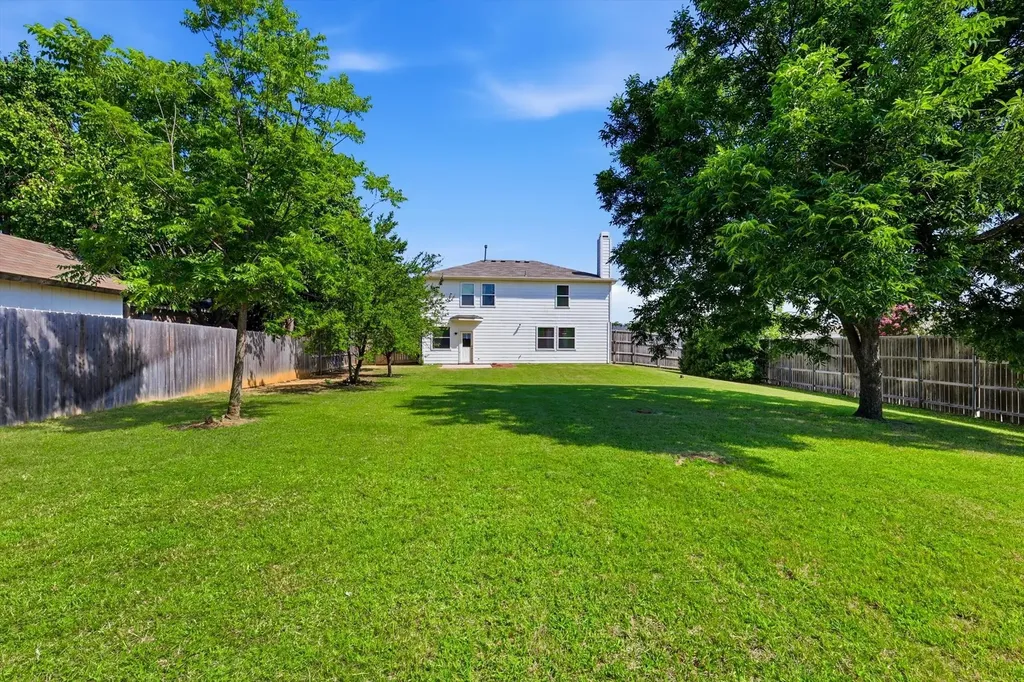 8012 Clear River Lane Denton TX 76210
