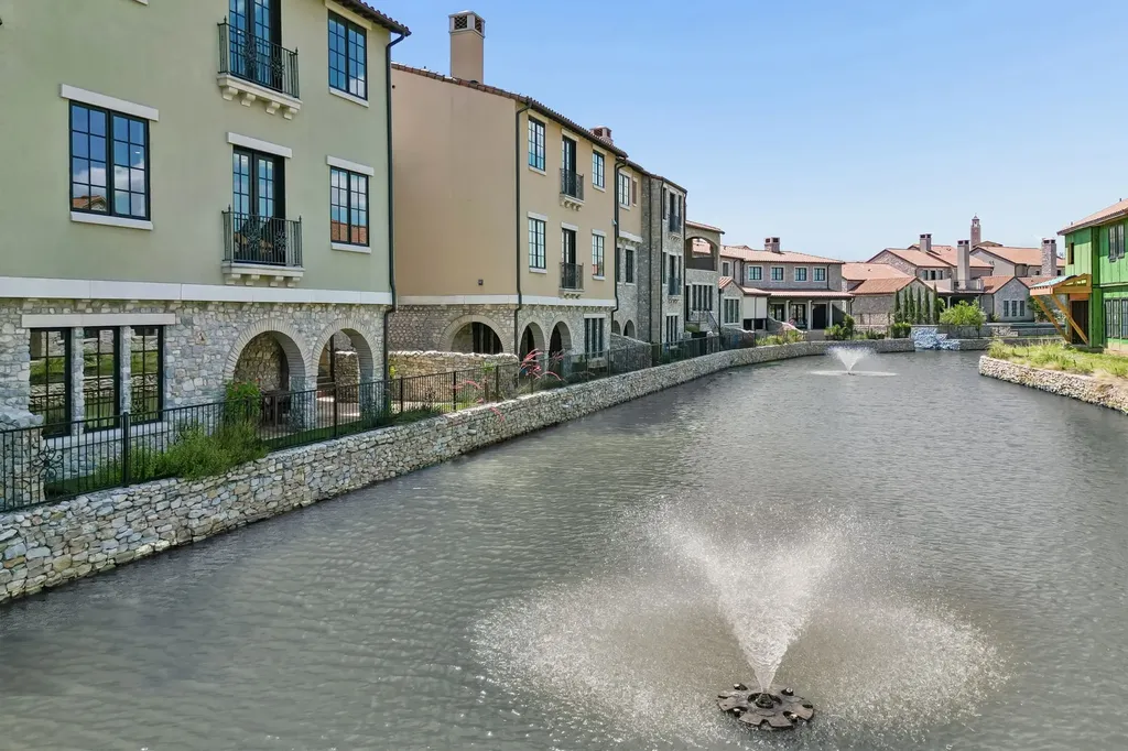 16 Comillas Drive Westlake TX 76262