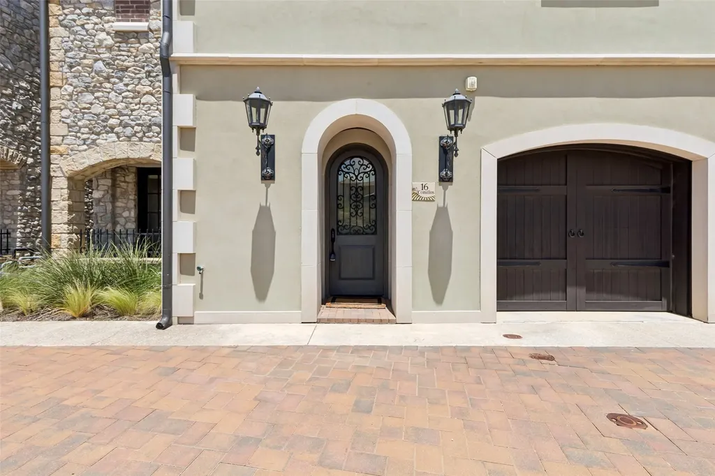 16 Comillas Drive Westlake TX 76262