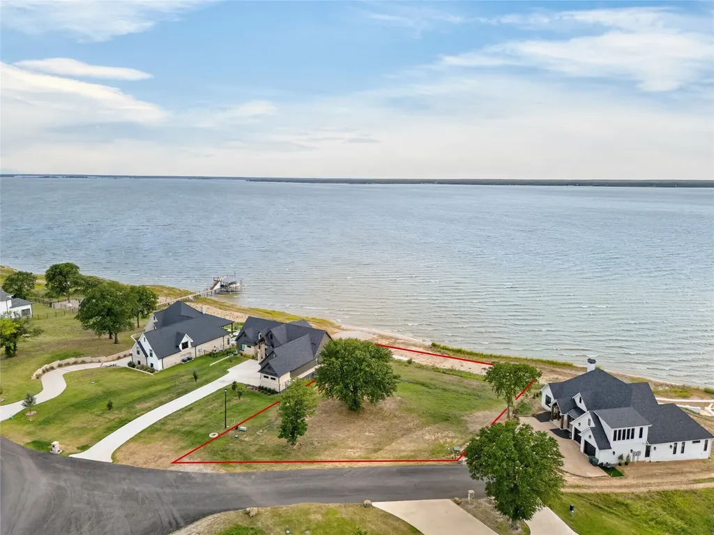 1548 Shoreline Drive Mabank TX 75143