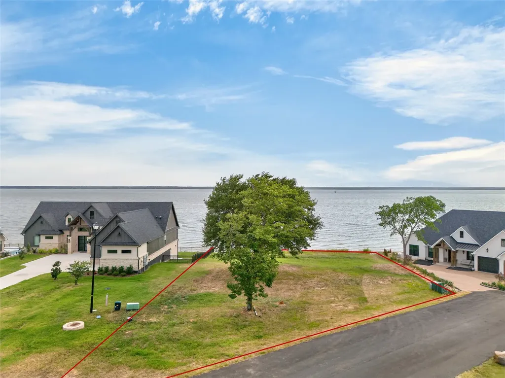 1548 Shoreline Drive Mabank TX 75143