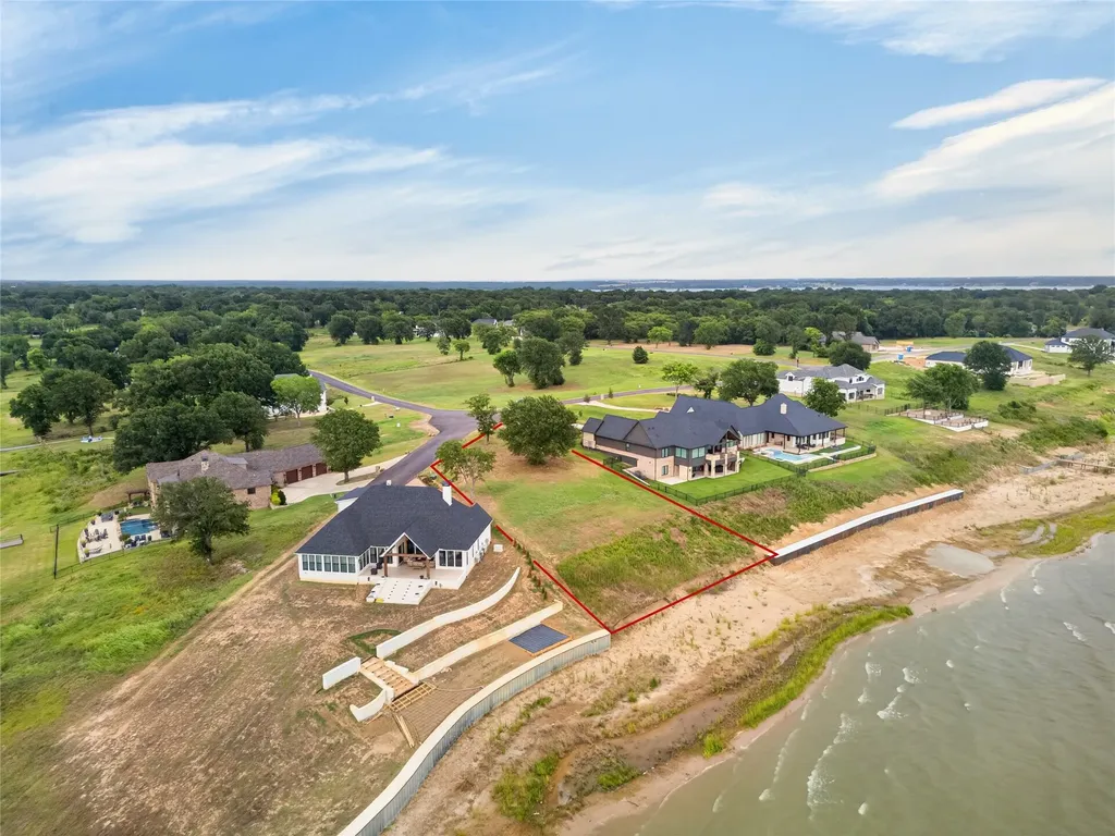 1548 Shoreline Drive Mabank TX 75143