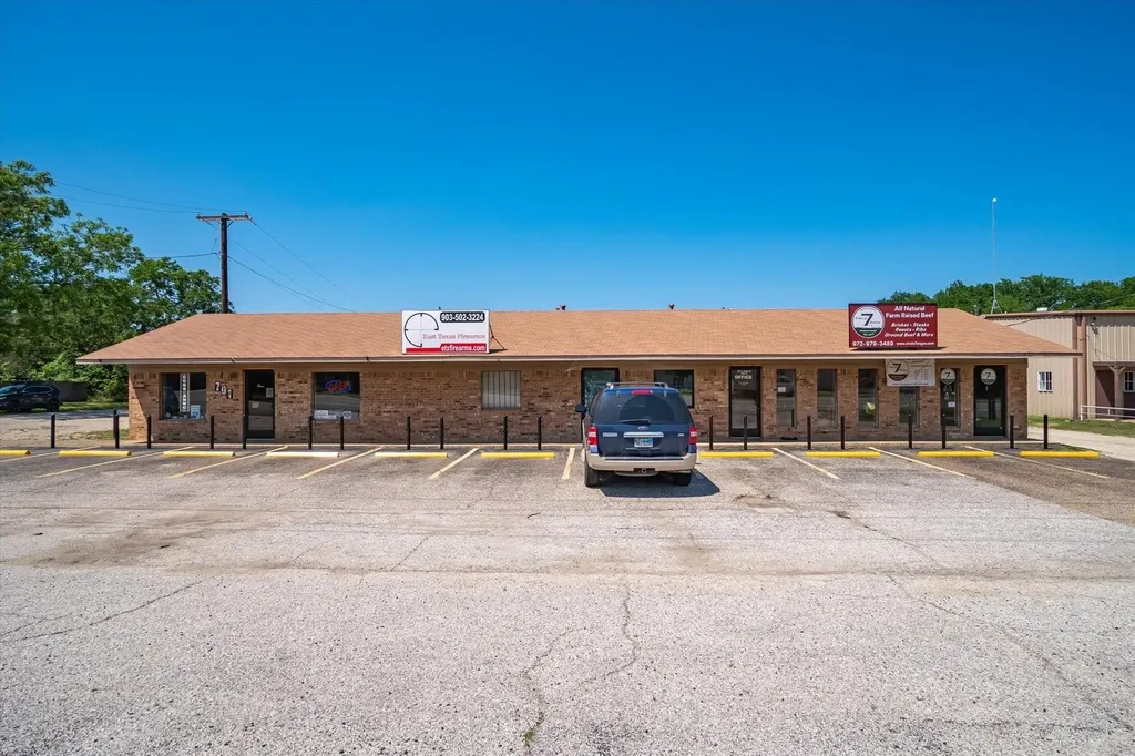 701 Pine Edgewood TX 75117