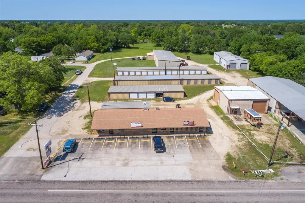 701 Pine Edgewood TX 75117