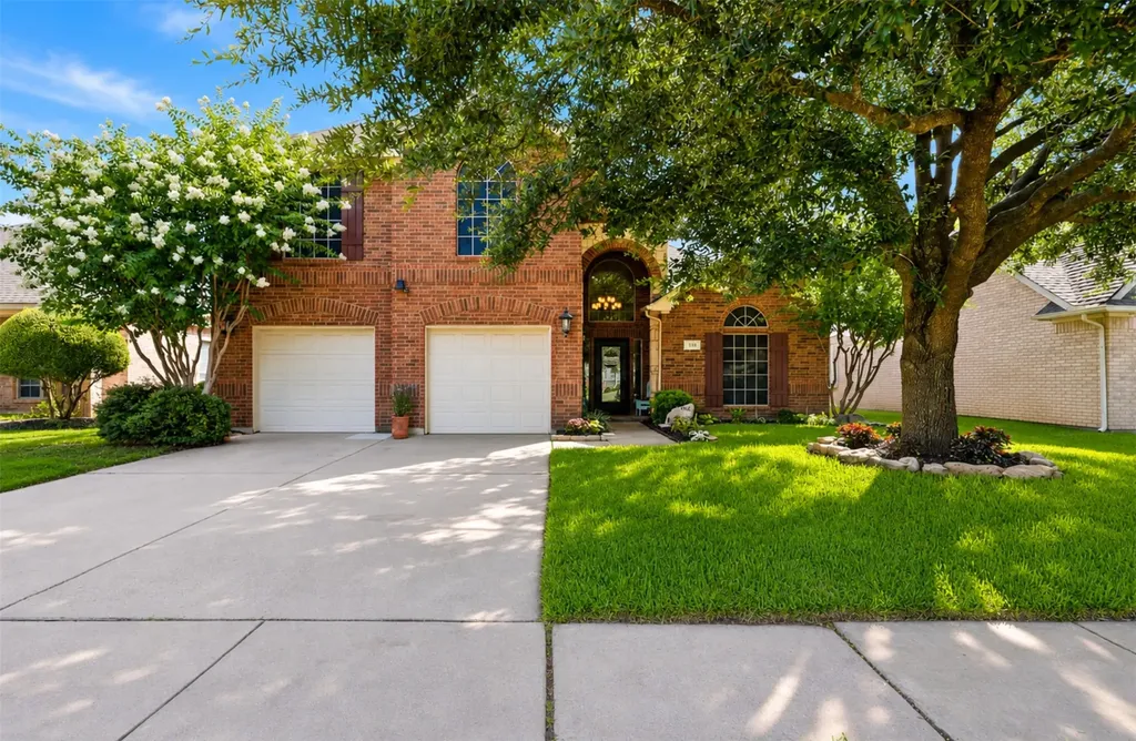 328 Tioga Street Burleson TX 76028