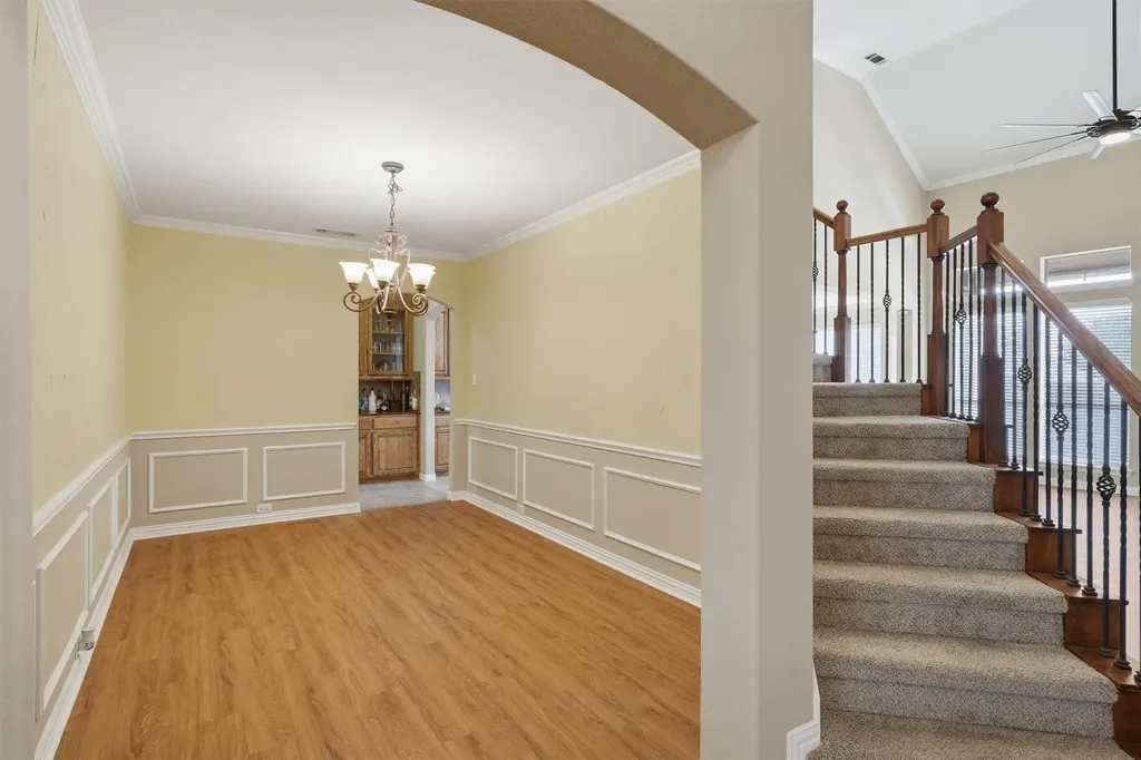 328 Tioga Street Burleson TX 76028