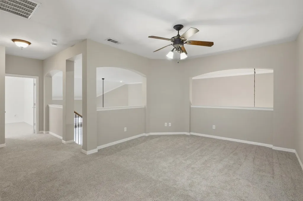 328 Tioga Street Burleson TX 76028