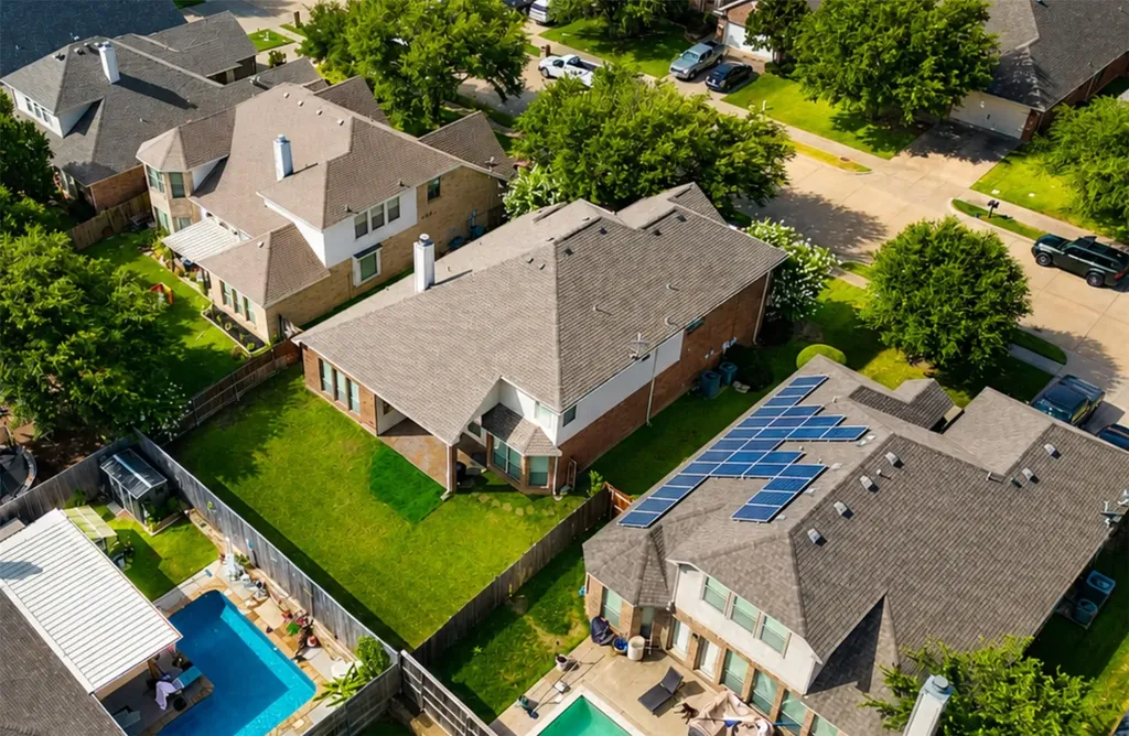 328 Tioga Street Burleson TX 76028