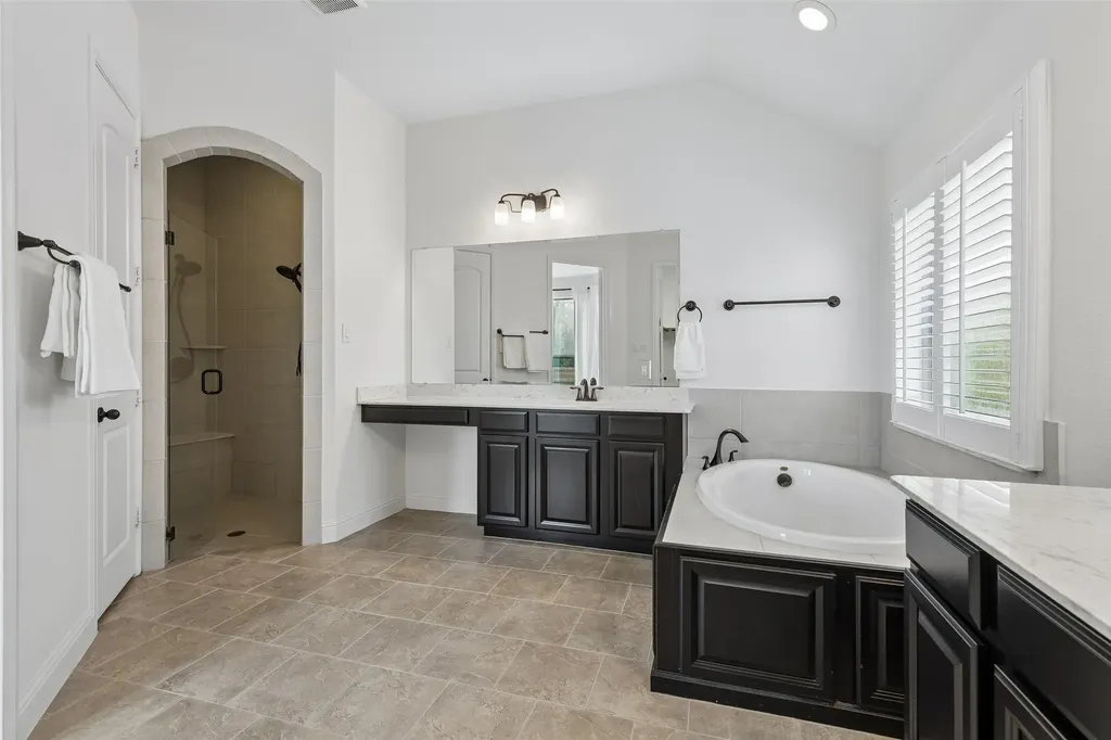 14713 Spitfire Trail Fort Worth TX 76262