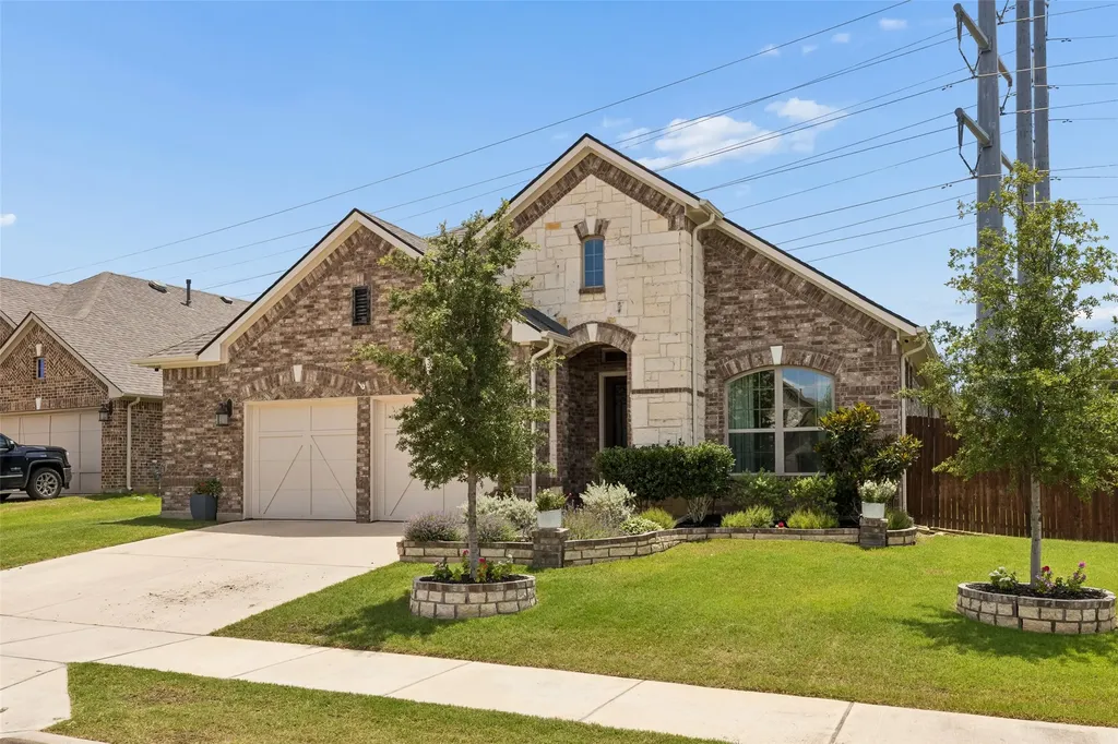 14713 Spitfire Trail Fort Worth TX 76262