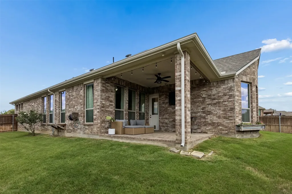 14713 Spitfire Trail Fort Worth TX 76262