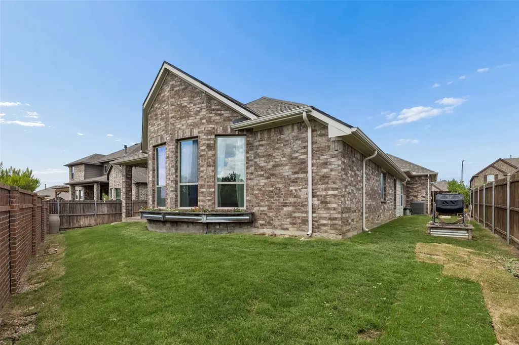 14713 Spitfire Trail Fort Worth TX 76262