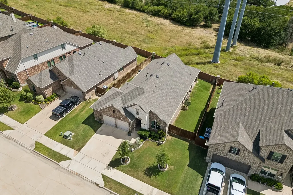 14713 Spitfire Trail Fort Worth TX 76262