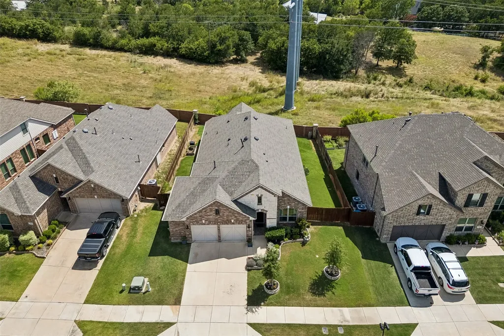 14713 Spitfire Trail Fort Worth TX 76262