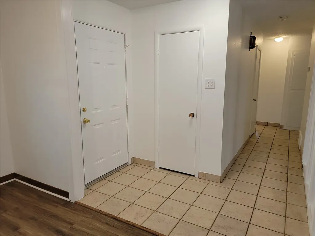 1000 Springdale Road Bedford TX 76021