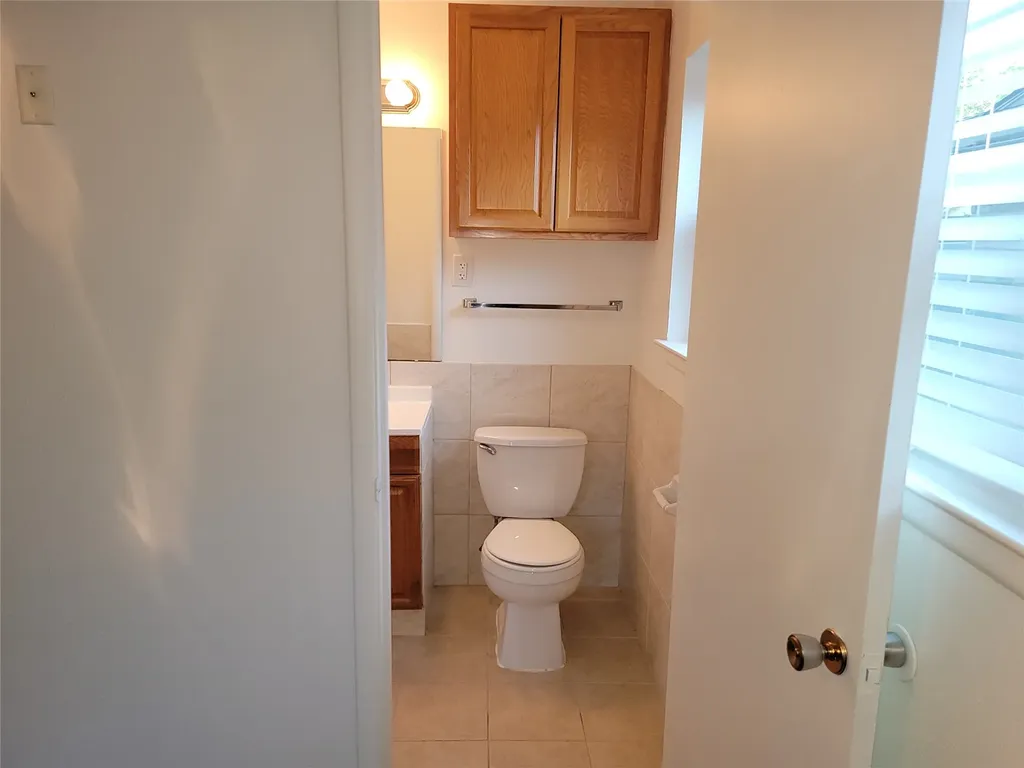 1000 Springdale Road Bedford TX 76021