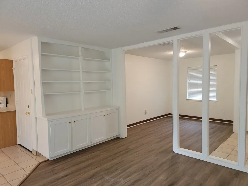 1000 Springdale Road Bedford TX 76021