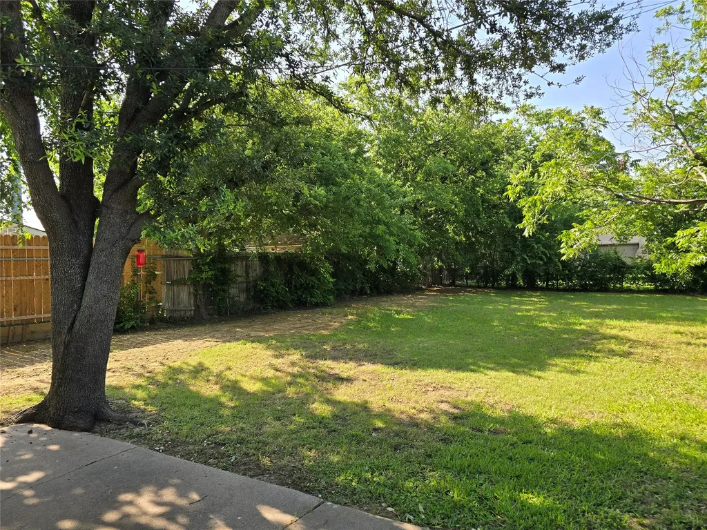 1000 Springdale Road Bedford TX 76021