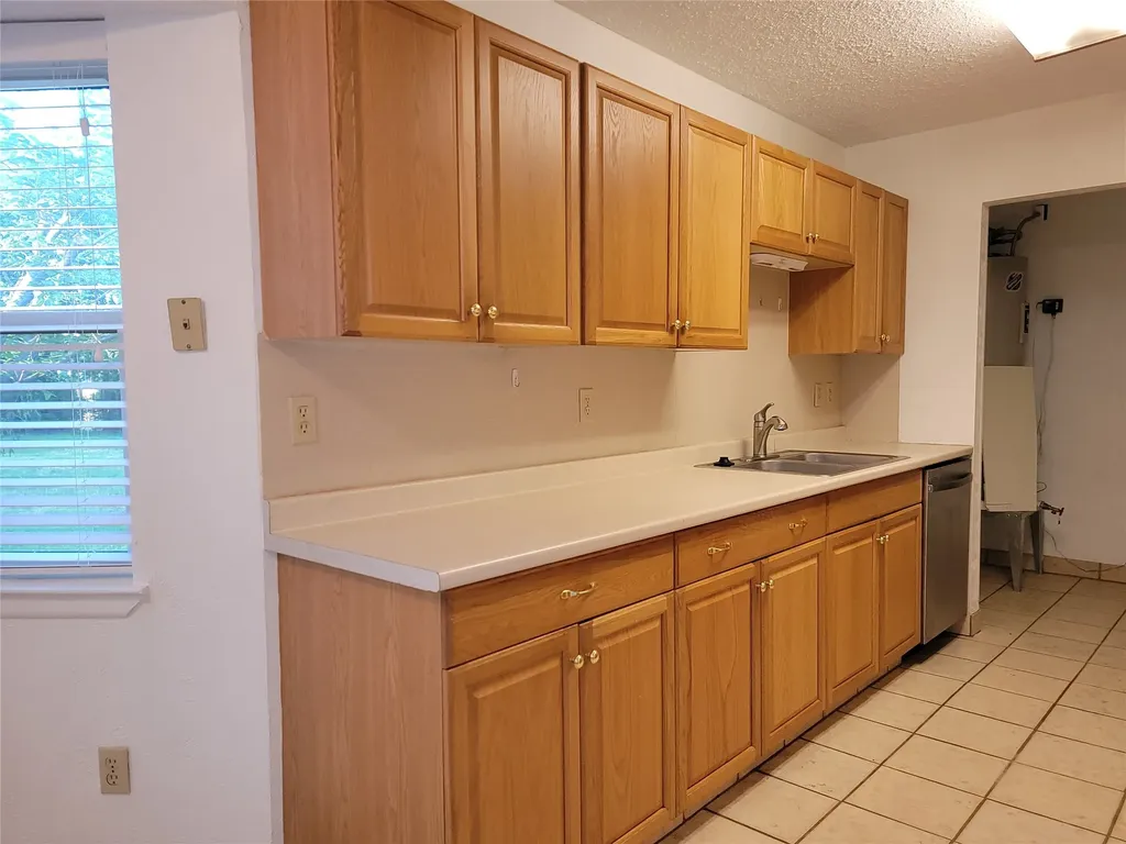 1000 Springdale Road Bedford TX 76021