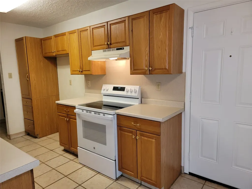 1000 Springdale Road Bedford TX 76021