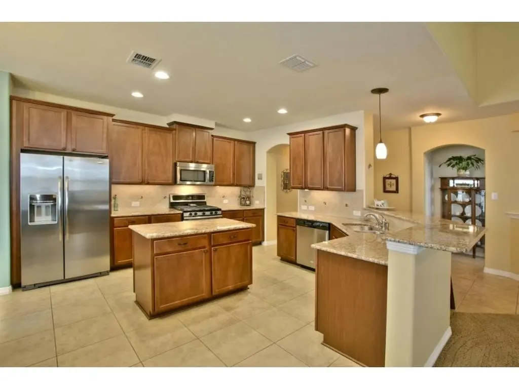 401 Bluefinch Drive Little Elm TX 75068