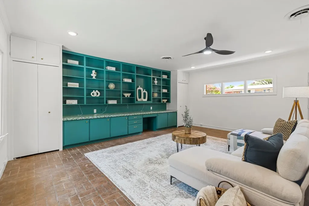 6467 Kirkwood Road Fort Worth TX 76116