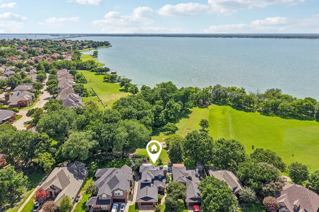 729 Turtle Cove Boulevard Rockwall TX 75087