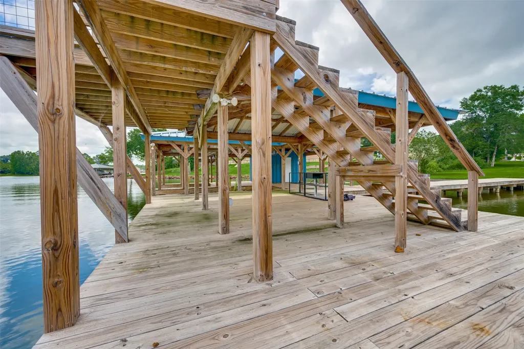 170 County Road 3515 Bullard TX 75757