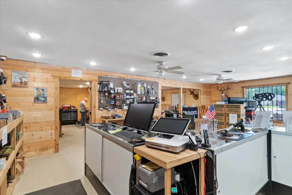 701 Pine Edgewood TX 75117