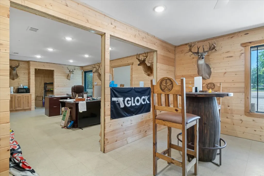 701 Pine Edgewood TX 75117