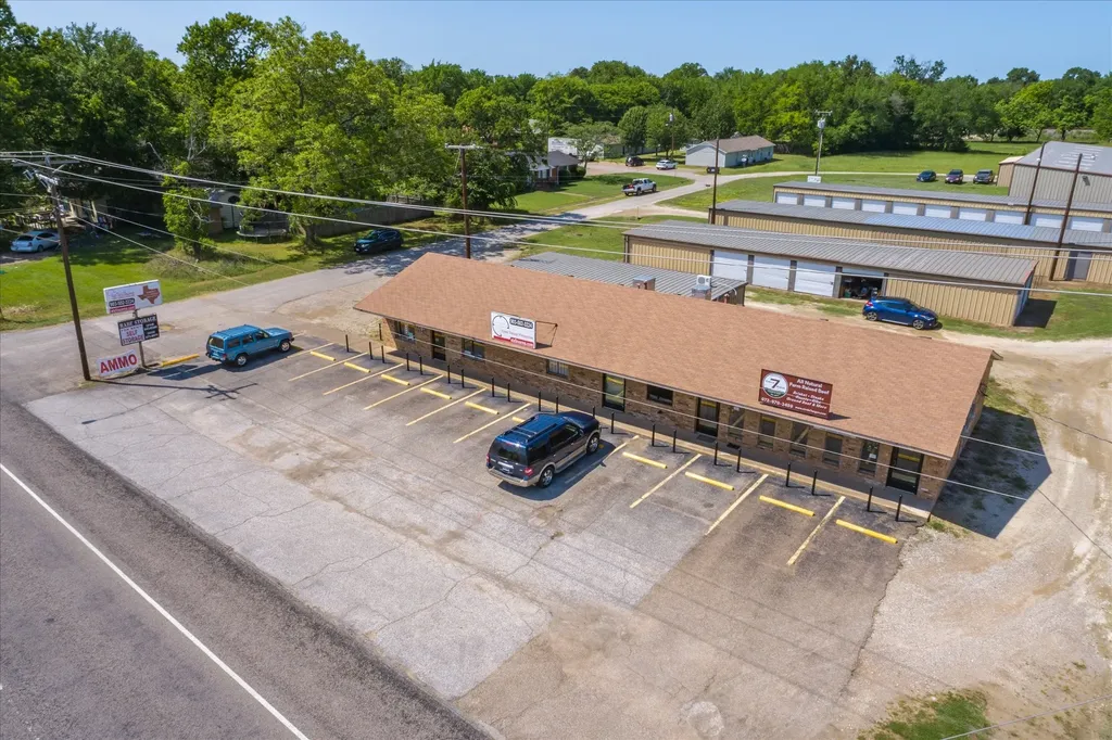 701 Pine Edgewood TX 75117