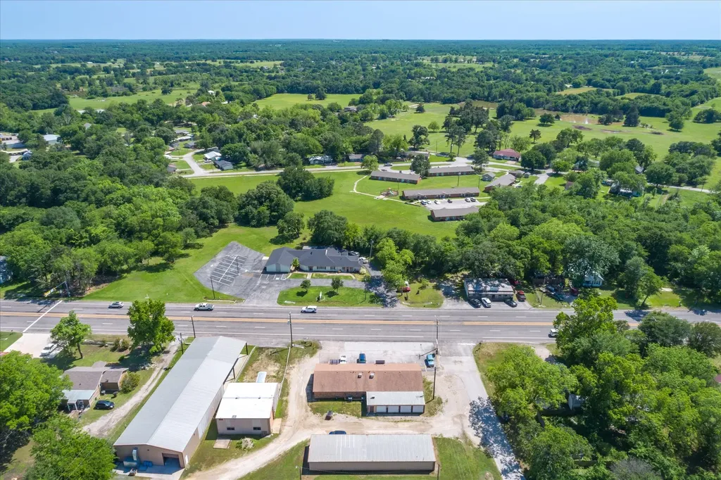 701 Pine Edgewood TX 75117