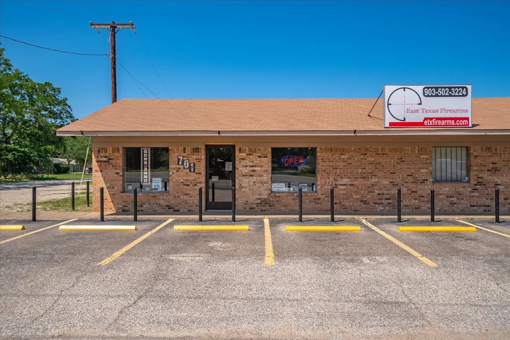 701 Pine Edgewood TX 75117