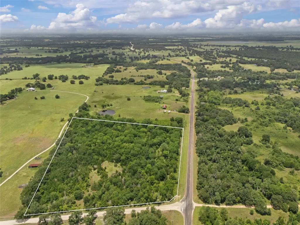 Tbd Fm 2027 Lott TX 76656