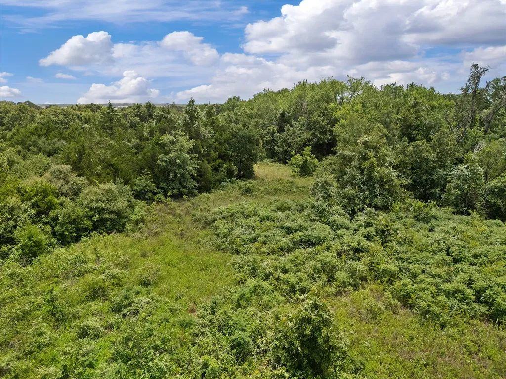 Tbd Fm 2027 Lott TX 76656
