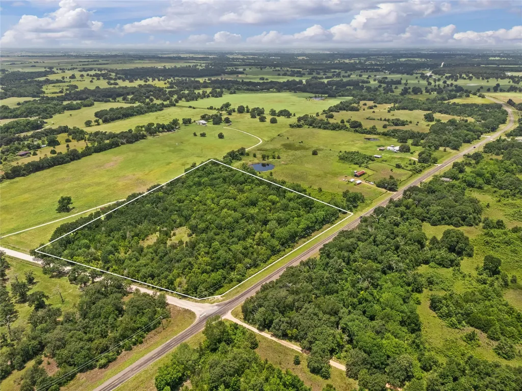 Tbd Fm 2027 Lott TX 76656