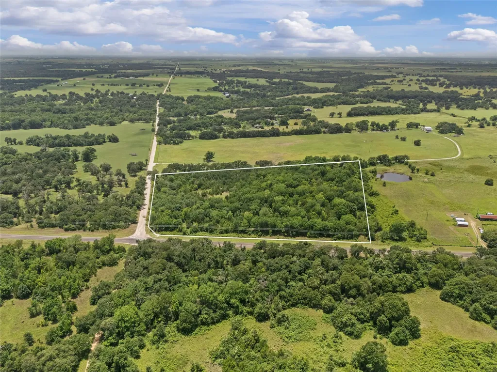 Tbd Fm 2027 Lott TX 76656