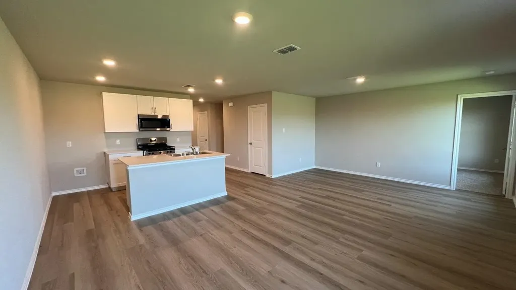 717 Wildrye Lane Denton TX 76259