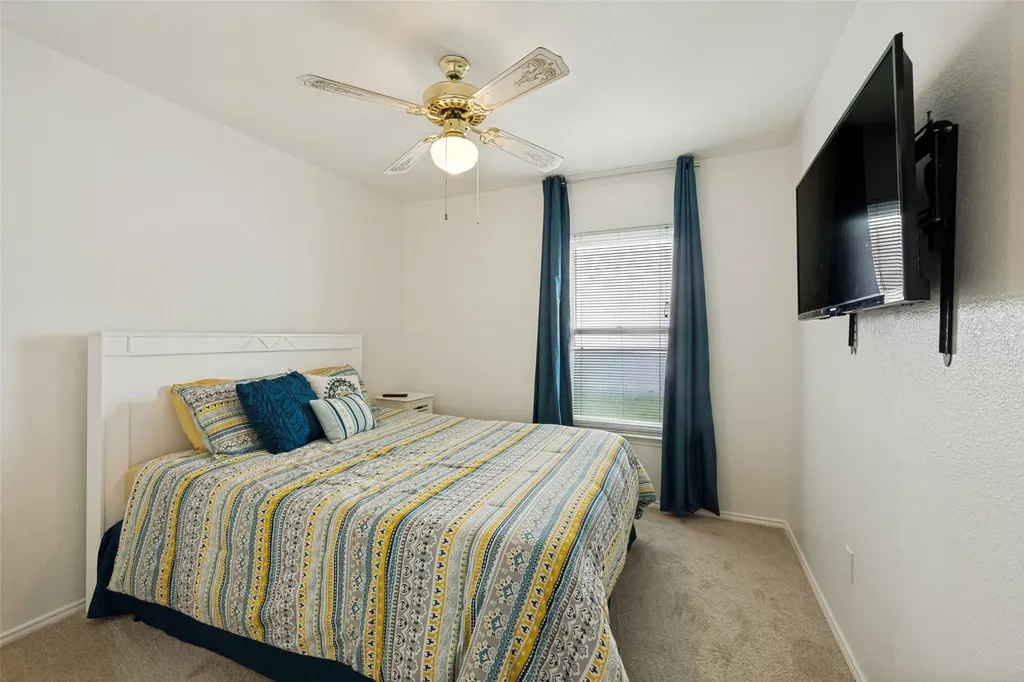 820 Wyndham Place Arlington TX 76017