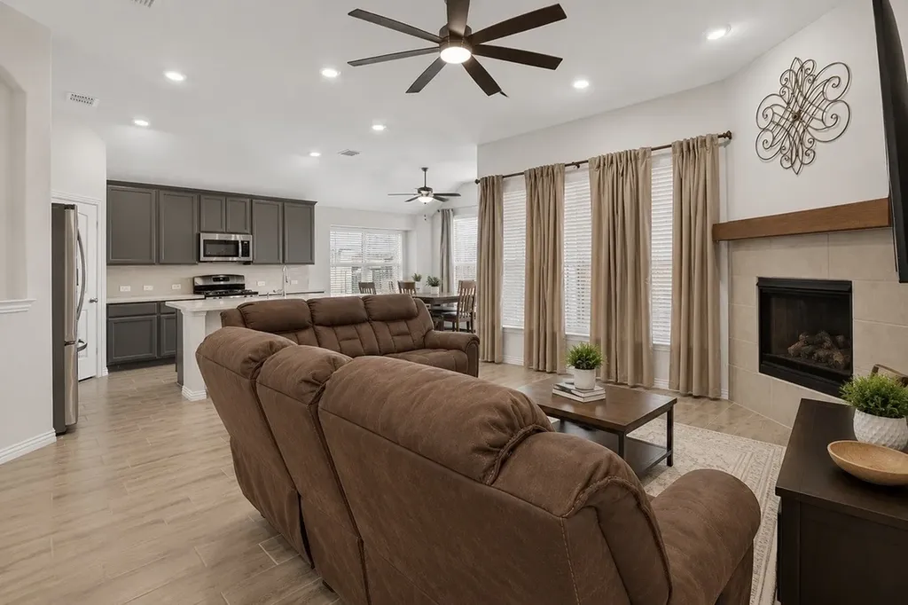 14817 Gilley Lane Fort Worth TX 76052